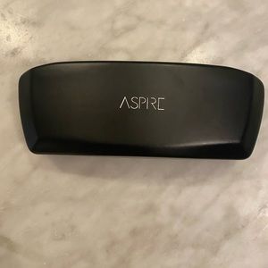Aspire black hard eyeglasses case   Glasses case